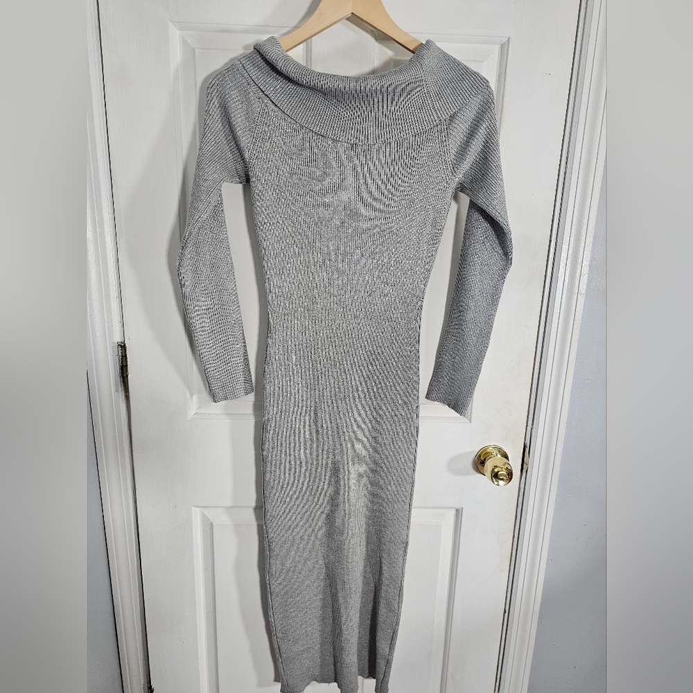 JFOR JUSTIFY Gray Off-Shoulder Ribbed Knit Sweater Dress Size Large